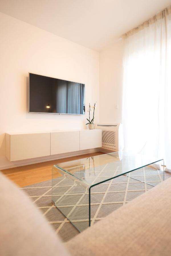 The City Block Apartment Zadar Exterior photo